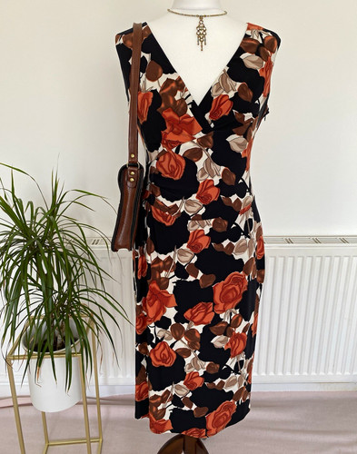 Phase eight floral wrap style - eight,